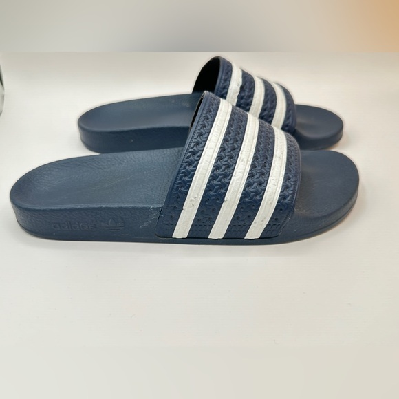 Adidas - Picture 4 of 8